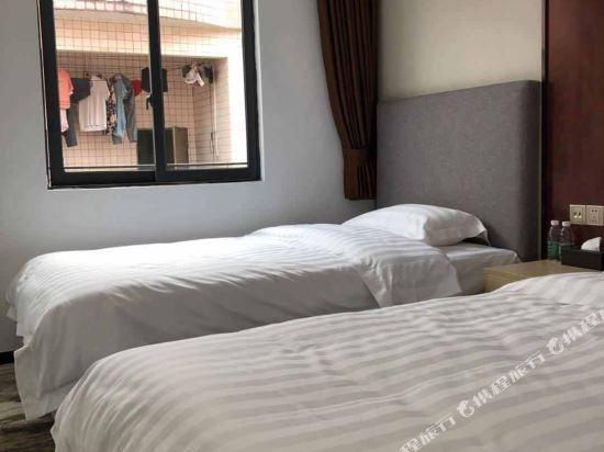 Фошань: Qiaoguang Apartment