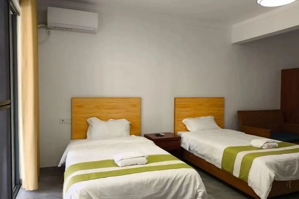 Учжишань: Coconut Maple Home Apartment