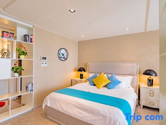 Санья: Perfect Holiday Seaview Apartment (Sanya Haitang Bay Poly)