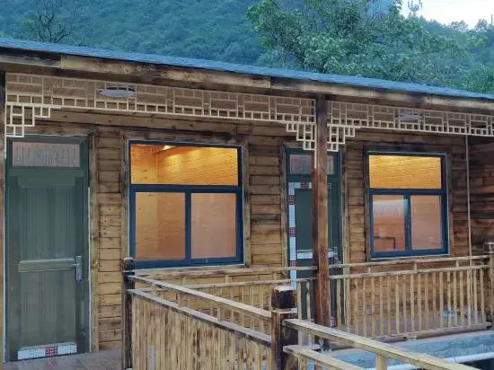 Джинченг: Wanxianshan Mingyuanlou (Guoliangcun Shop)