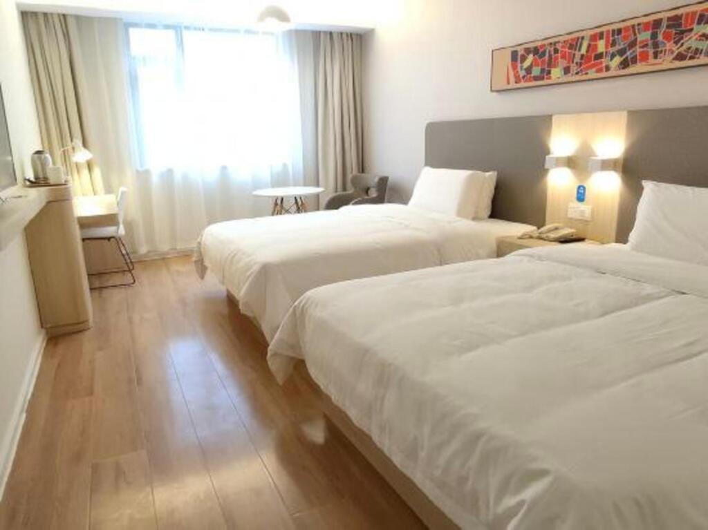 Hanting Hotel (Ningbo Beilun Wanren Beach) — фото 1