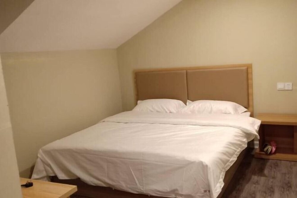 Цзаочжуан: Qiqi Bei'er Theme Hotel