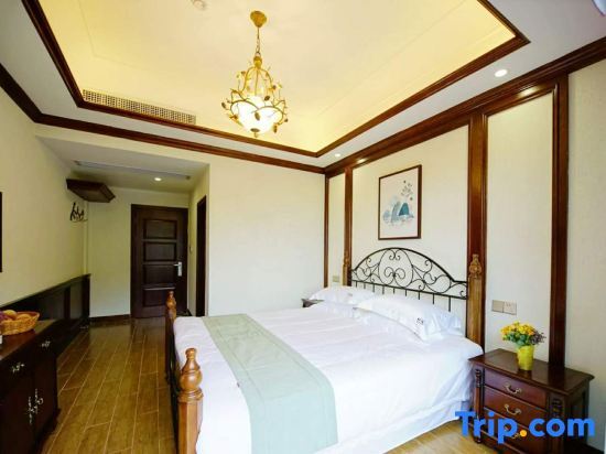 Хучжоу: Mogan Mountain Xiaofeng Mujing Xiangye Hot Spring Hostel