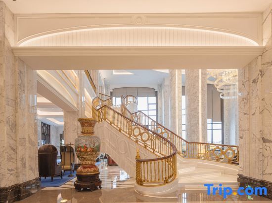 Уси: Marrisle Hotel