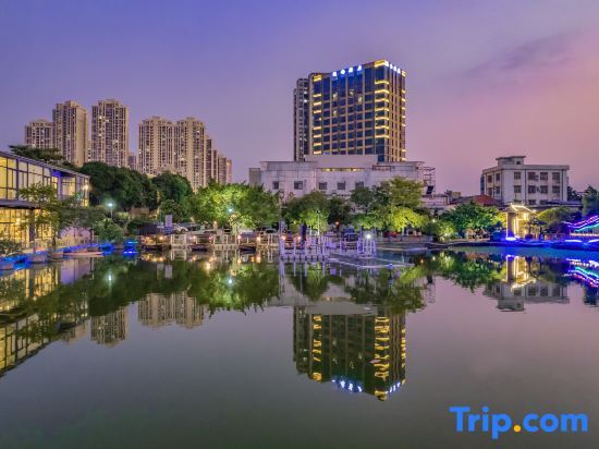 Фошань: Foshan Yuefeng High-altitude Garden Panorama Hotel (Jiujiangzhen Xinji Plaza)