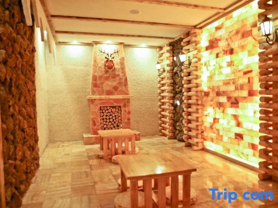 Люян: Mingdi Hot Spring Hotel