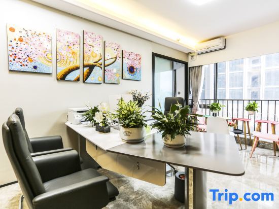 Шэньчжэнь: Bangtuo Meinuo Executive Apartment (Shenzhen Wanda Plaza)