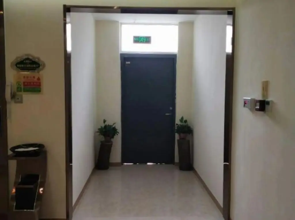 Уси: Vienna 3 Best Hotel (Wuxi Shuofang International Airport, Hongshan)