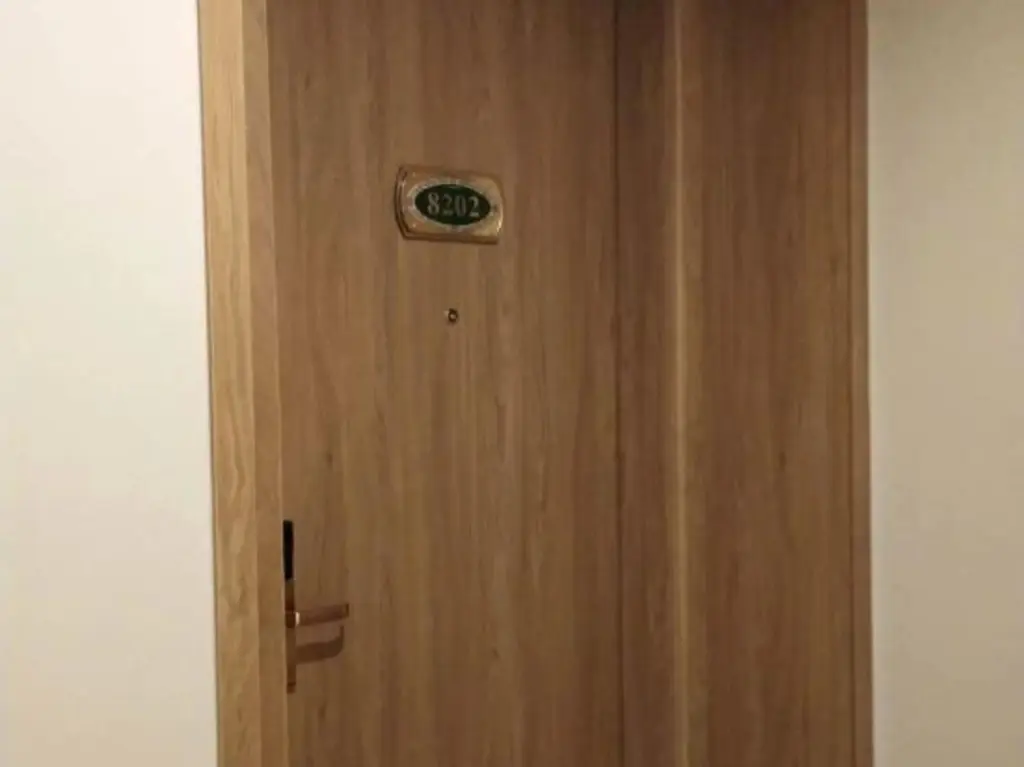 Уси: Vienna 3 Best Hotel (Wuxi Shuofang International Airport, Hongshan)