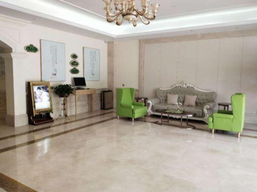 Уси: Vienna 3 Best Hotel (Wuxi Shuofang International Airport, Hongshan)
