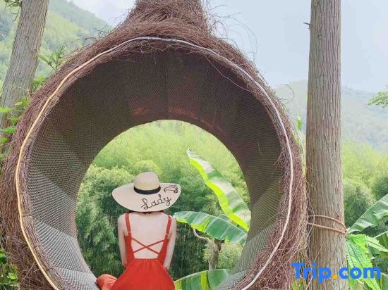 Хучжоу: Looming Yuantai Boutique Homestay