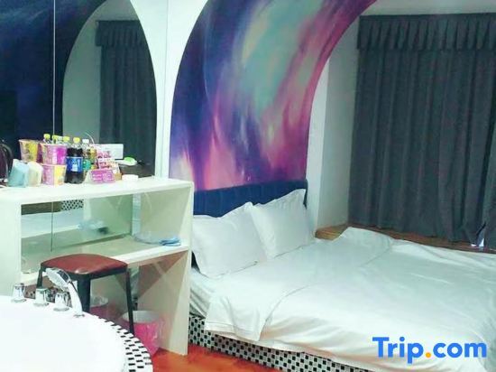 Чунцин: Lianlian Shiguang Theme Apartment