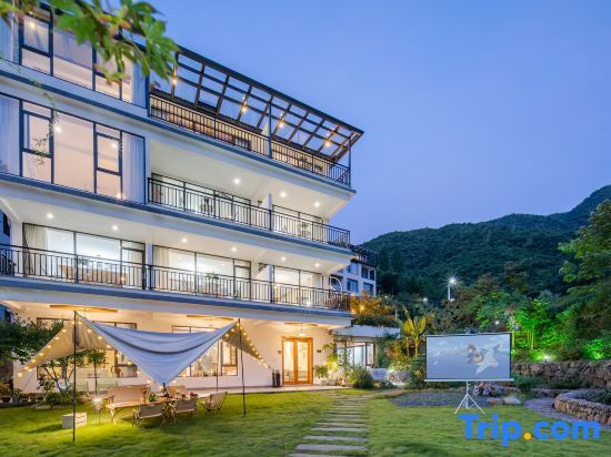 Yunxia Anji Yunshang Grassland Wild Luxury Family Holiday Villa (Xianlongxia Drifting Scenic Area) — фото 1