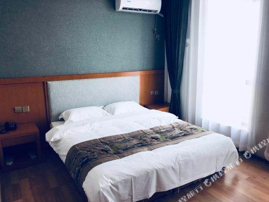 Пекин: Dongxing Business Hotel