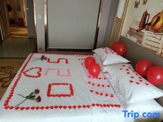 Линьи: Vienna Hotel (Mengyin Yunmeng Road)