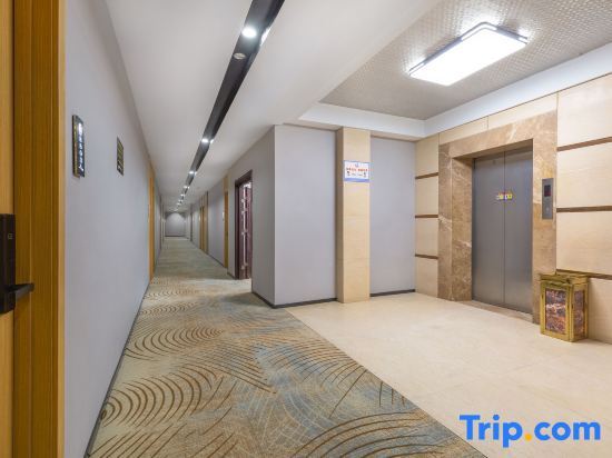 Huajing Boutique Chain Hotel (Dijia, Pingyang) — фото 1