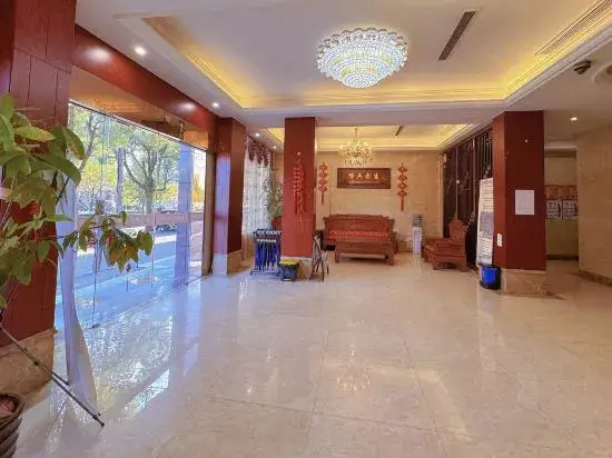 Тайчжоу: Bali Business Hotel