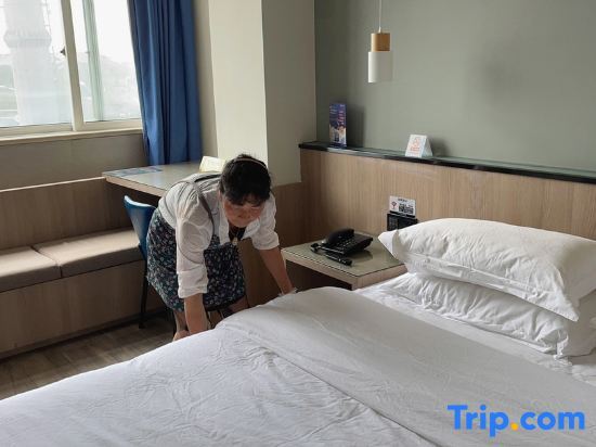 Тайчжоу: Taizhou Nais Lizhi Hotel (Jinqing Branch)