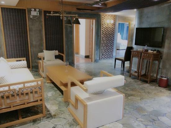 Шэньчжэнь: Yuansu Apartment (Shenzhen Bus Terminal)