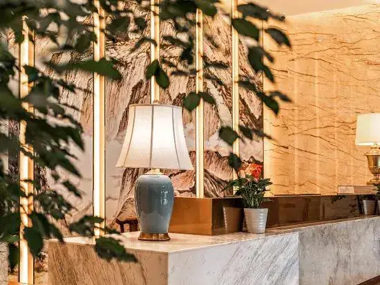 Ухань: Jingkainan International Apartment