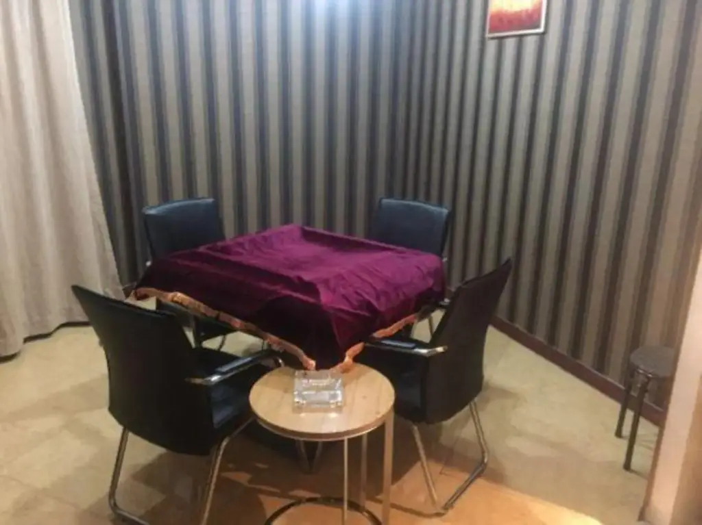 Хучжоу: Haofu Business Hotel