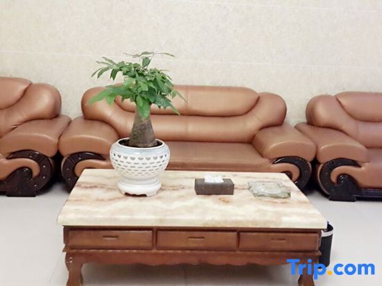 Линьи: Linshu yadu Business Hotel