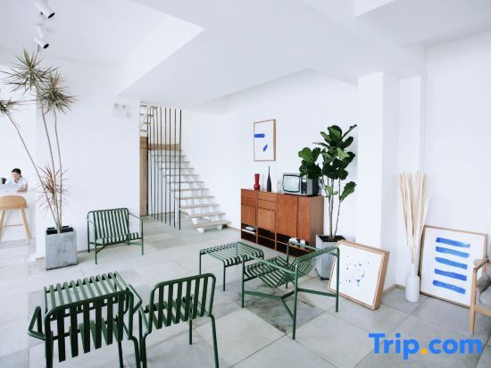 Дали: SEA SEE view Guesthouse