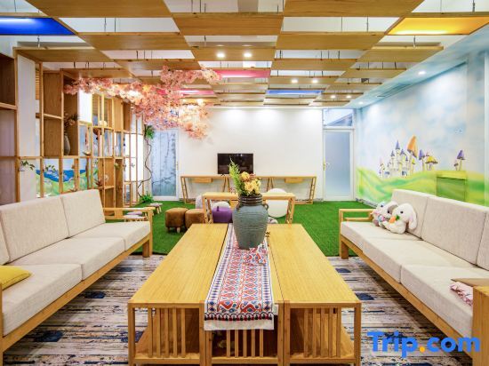Санья: Qinyuan Family-friendly Hostel