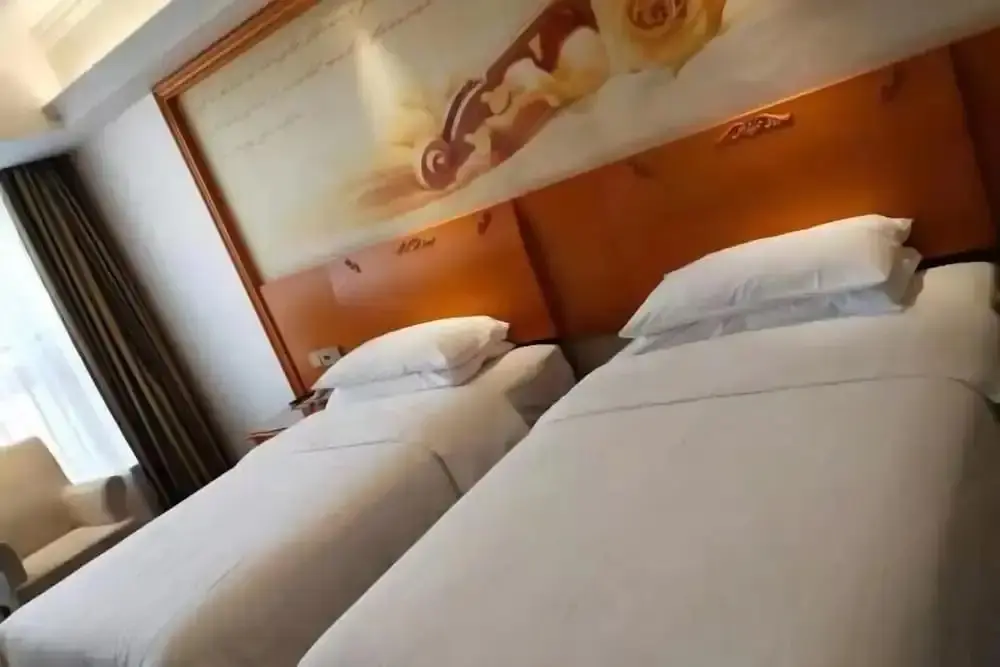 Сянтань: Vienna Hotel (Xiangtan Bantang Bubugao Branch)