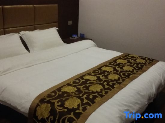 Вэньчжоу: Cangnan Hongcheng Business Hotel