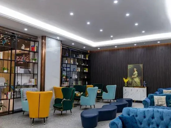 Дэхун: Shuyi Lanou Hotel (Mangshi Airport)
