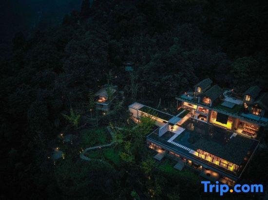 Чэнду: Qingxia Shanju Yeshe Resort Hotel