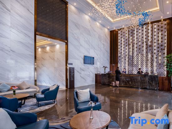 Чжаньцзян: Lianjiang Changmao Holiday Inn (Xinyi middle school store)