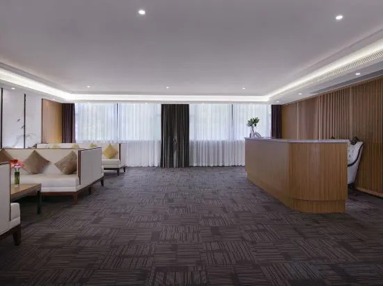 Чжаньцзян: Lianjiang Changmao Holiday Inn (Xinyi middle school store)