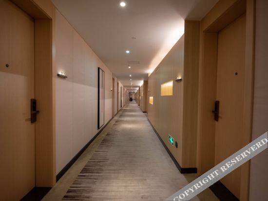 Чэнду: Geya Light House Hotel (Global Center New Convention and Exhibition Branch)