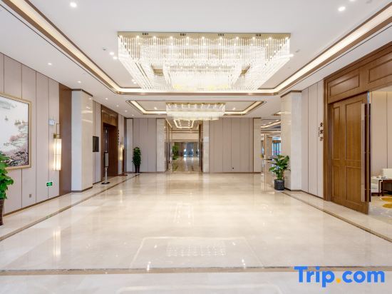 Юэян: Ronghu Hotel
