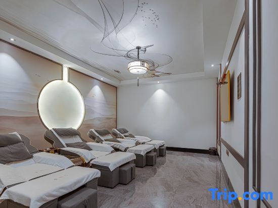 Юэян: Ronghu Hotel