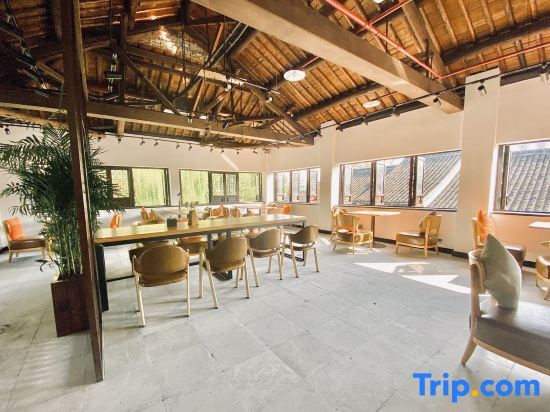 Хучжоу: Nanxun Old Town Shuhuayuan Hostel
