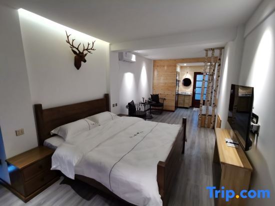 Даньдун: Yitang Yizhai Hot Spring Hotel