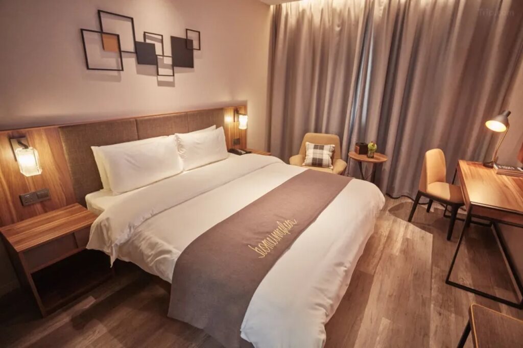 Хэфэй: Home Inn Plus (Lujiang Neihuan North Road Wuzhong)