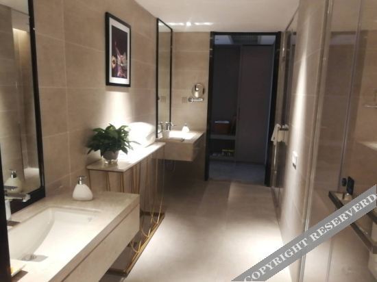Гуанчжоу: Kyriad Marvelous Hotel (Guangzhou Baiyun Airport, Huadong)