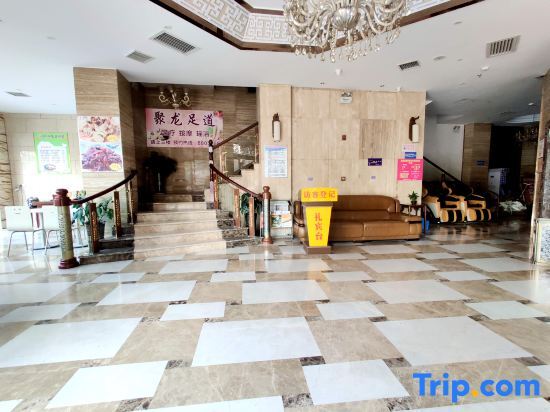 Юнчжоу: Dong'an Julong Hotel