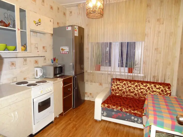Красноярск: Апартаменты Ястынская 3