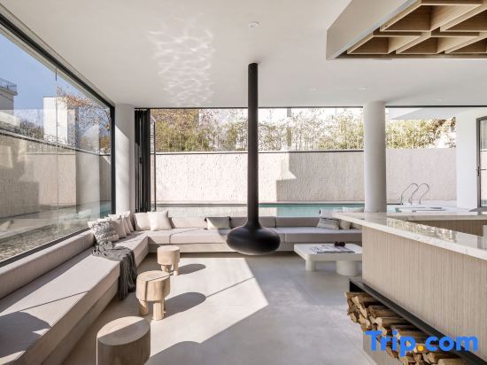 Хучжоу: Laiye Moganshan Designer Private Tang Homestay (Yucun Square)
