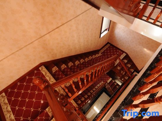 Дали: Dali Haiyunju Inn