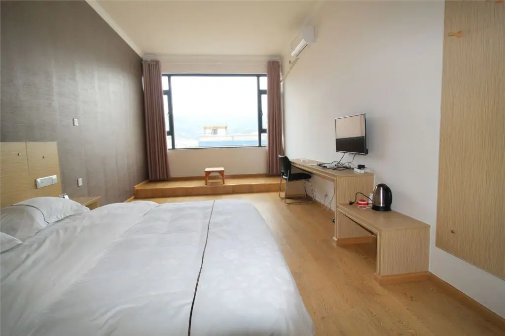 Дали: Fengmingjiutian   Hotels