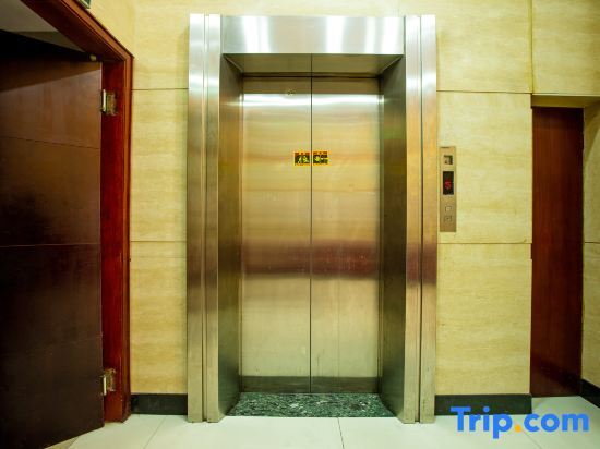 Тайчжоу: Wenling Kaidiya Business Hotel