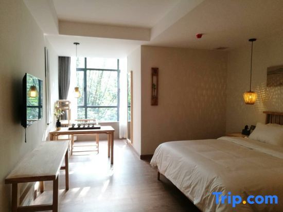 Гуанчжоу: Helen Jiangnanfeng Art Hotel (Guangzhou University Town Store)
