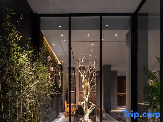 Гуанчжоу: Helen Jiangnanfeng Art Hotel (Guangzhou University Town Store)