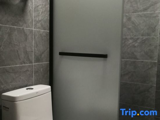 Циндао: Jiaozhou Yiyun Hotel (Qingdao Jiaodong International Airport)